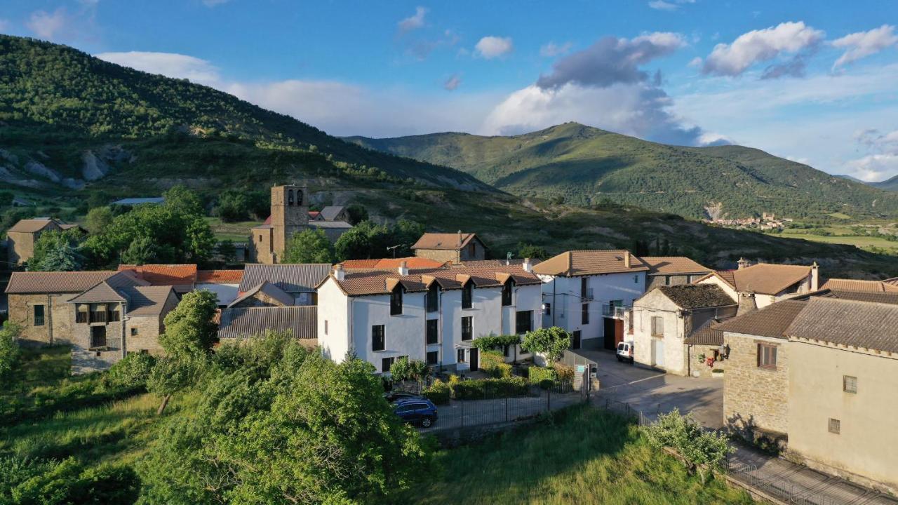 Appartement Casas Pirineos à Sabiñánigo Extérieur photo