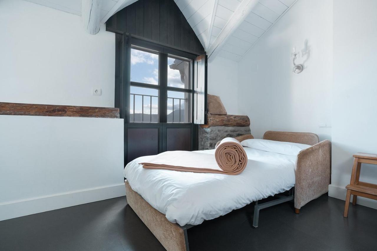 Appartement Casas Pirineos à Sabiñánigo Extérieur photo